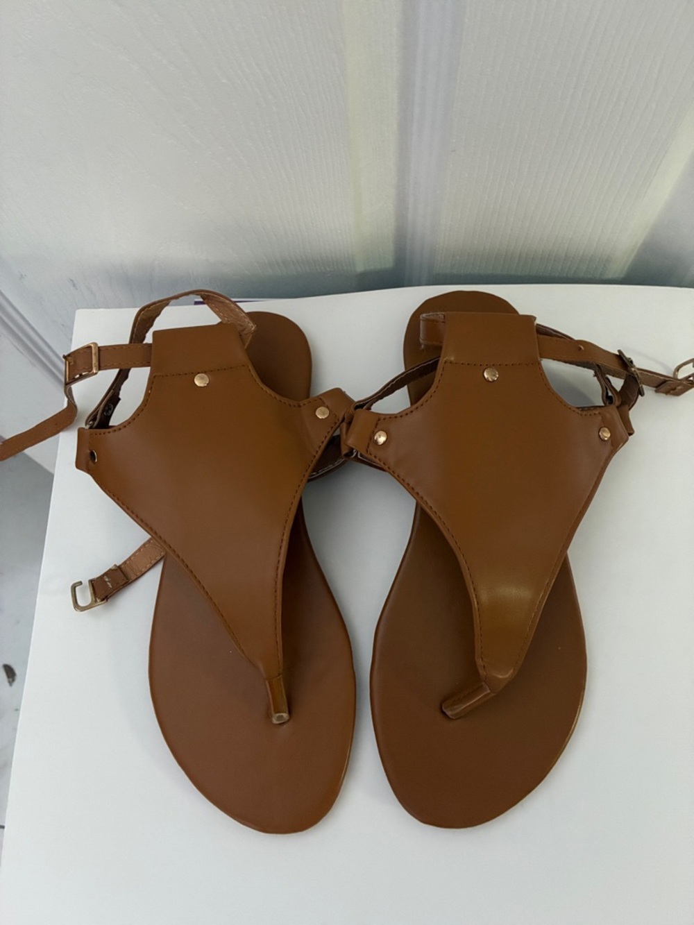 Brown Leather T-Strap Women’s Sandals